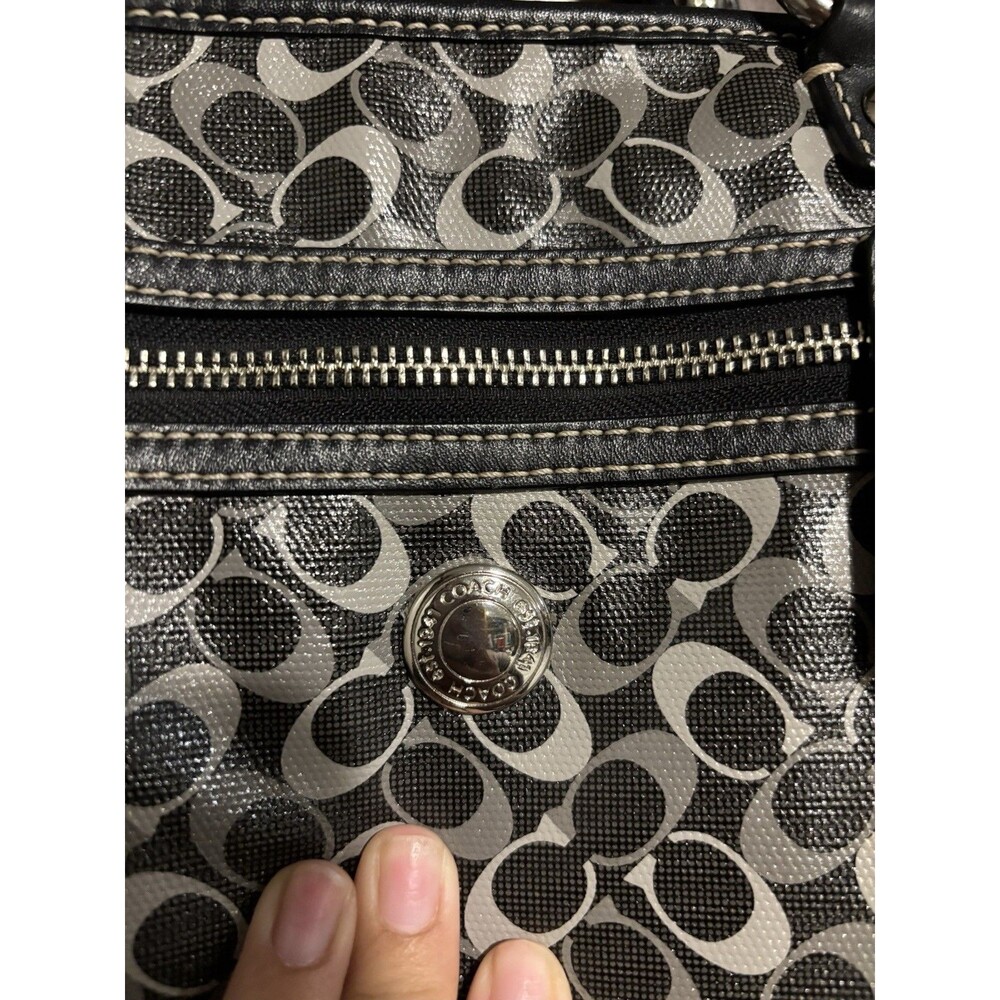 Coach Chelsea Gray & Black Opt Art XL Weekender/Diaper Bag Carryall Tote - Picture 4 of 16